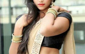 শিক্ষিত শ্বশুর আর যুবতি ভদ্র বৌমা